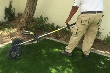 artificial grass installation process dubai uae 14.webp